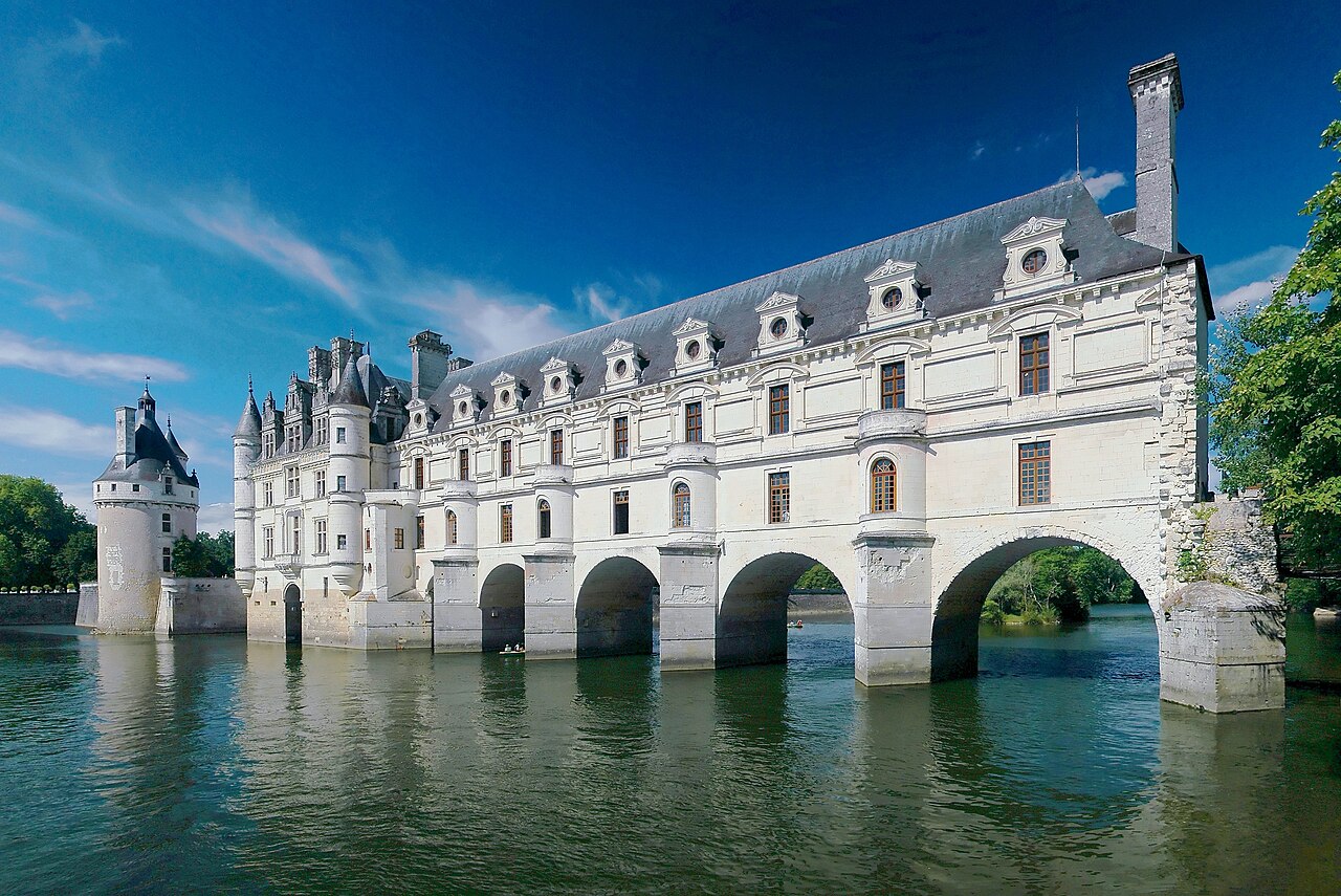 Château de Chenonceau with its arched gallery spanning the River Cher in France